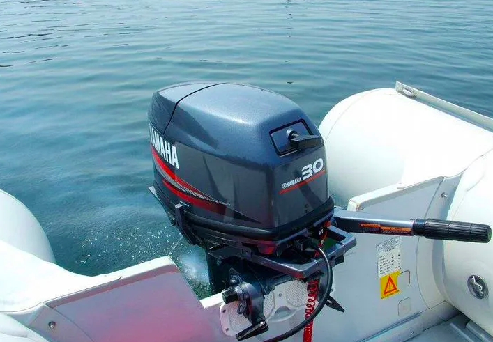 Подвесные лодочные моторы Yamaha