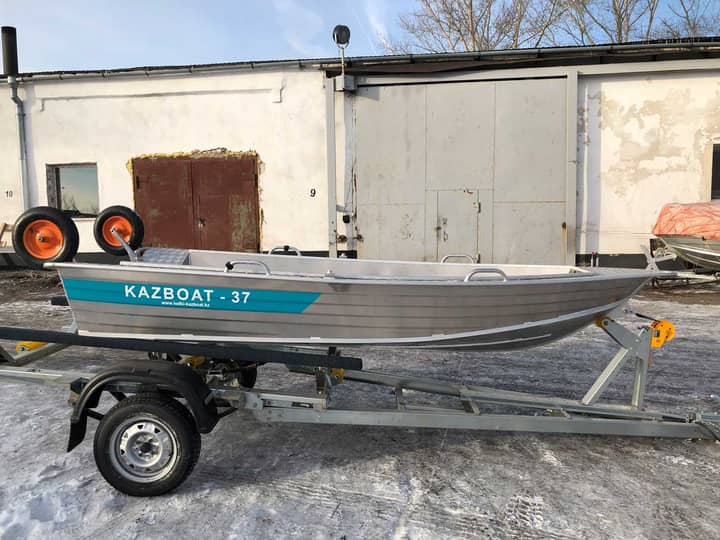 Лодка Kazboat - 37